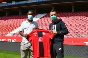 九游网页-勒沃库森发布备战花絮；国际比赛日篮板制胜；法甲任务艰巨；团队化学反应显著的简单介绍-九游网页